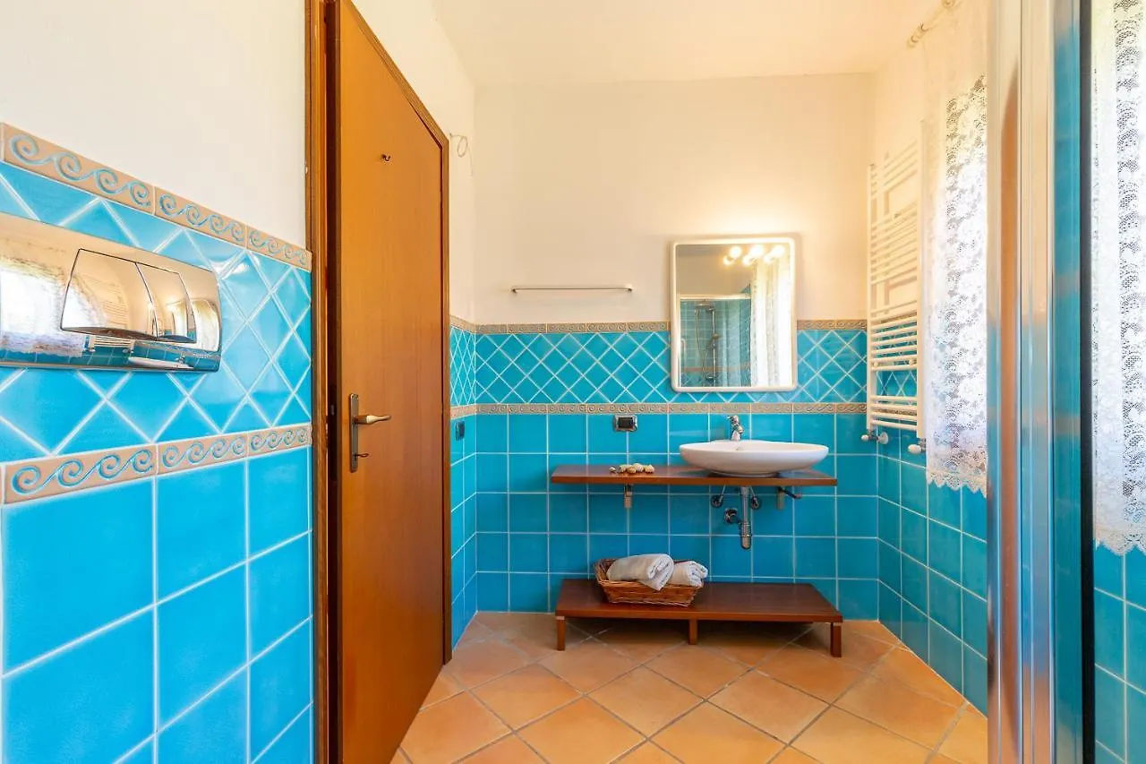 Bed & Breakfast Villa Marina Quartu SantʼElena 0*,