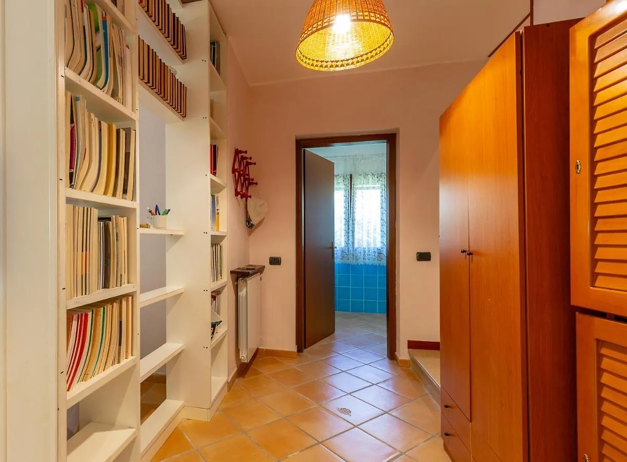 Bed & Breakfast Villa Marina Quartu SantʼElena 0*,  Olaszország