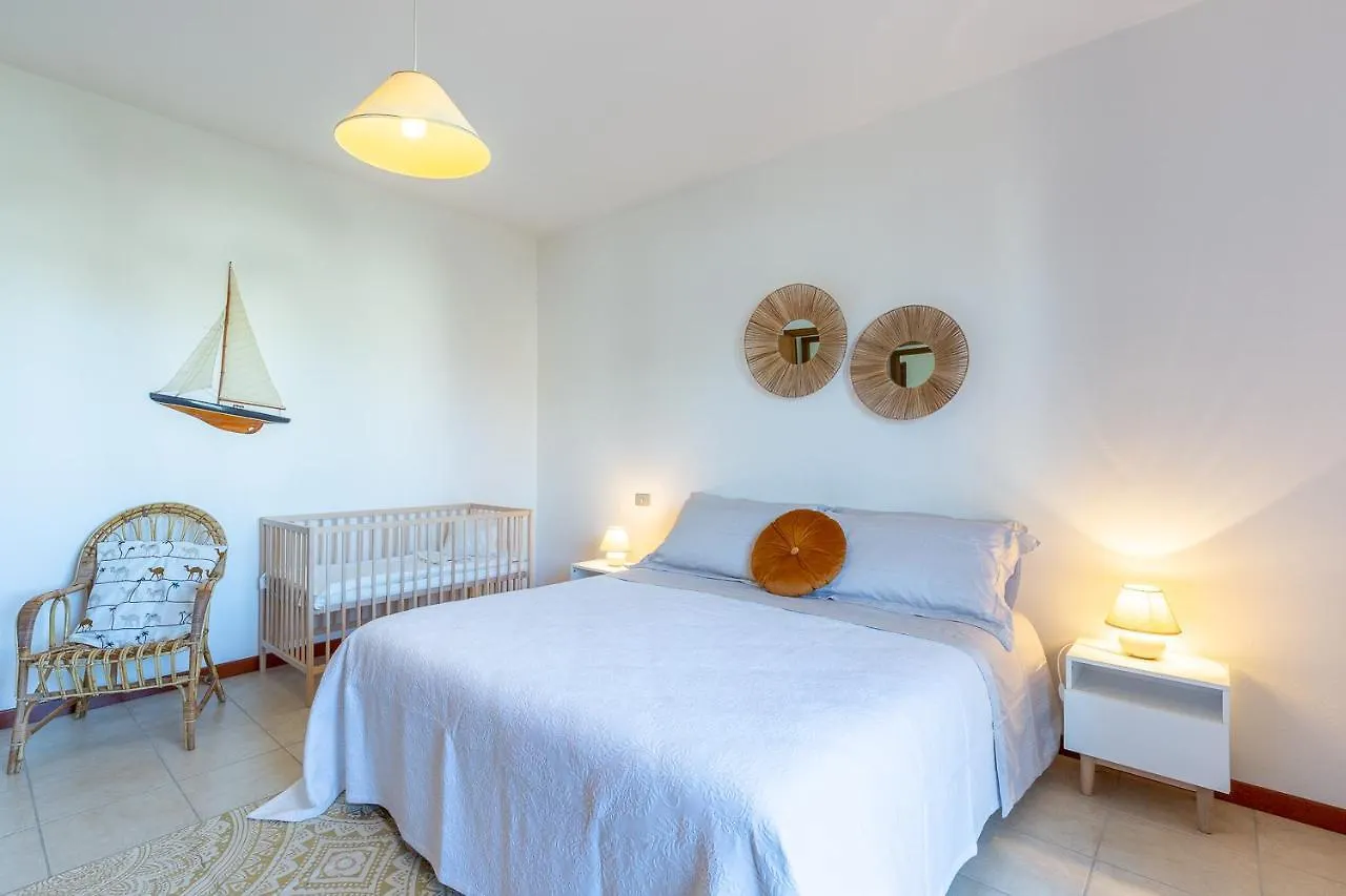 Bed & Breakfast Villa Marina Quartu SantʼElena